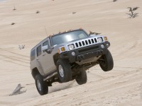Hummer H3 photo